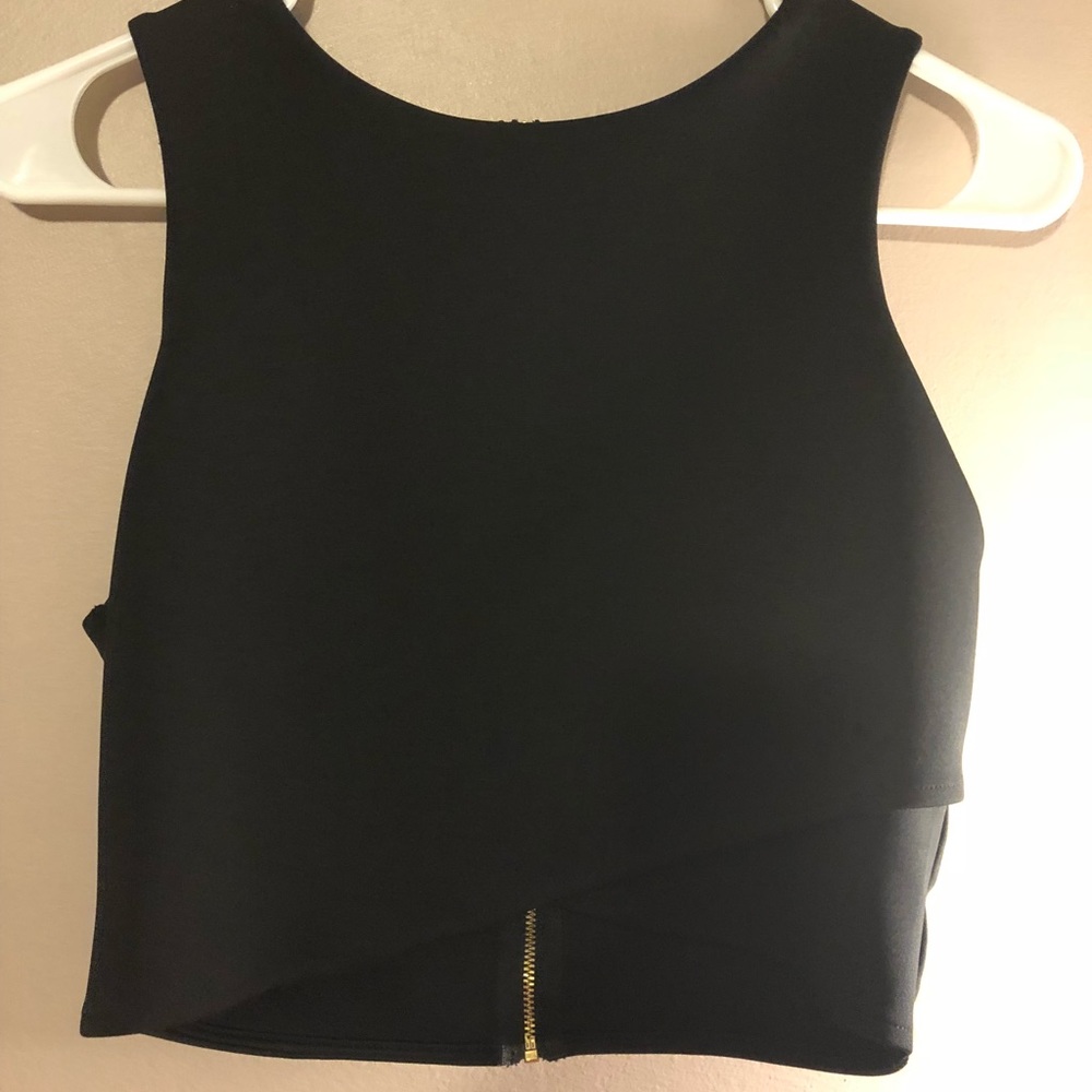 Express Black Crop Top. Women’s Medium.